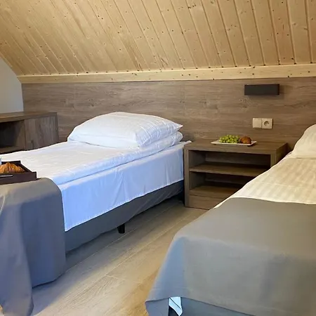 Osrodek Agroturystyczny Zacisze مزرعة للإقامة