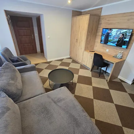Osrodek Agroturystyczny Zacisze مزرعة للإقامة