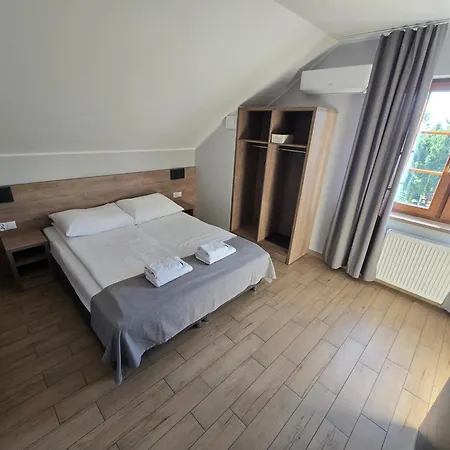 Farm stay Osrodek Agroturystyczny Zacisze Giewartow