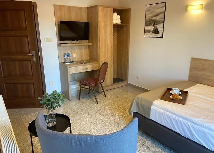 农家乐 Osrodek Agroturystyczny Zacisze Giewartów